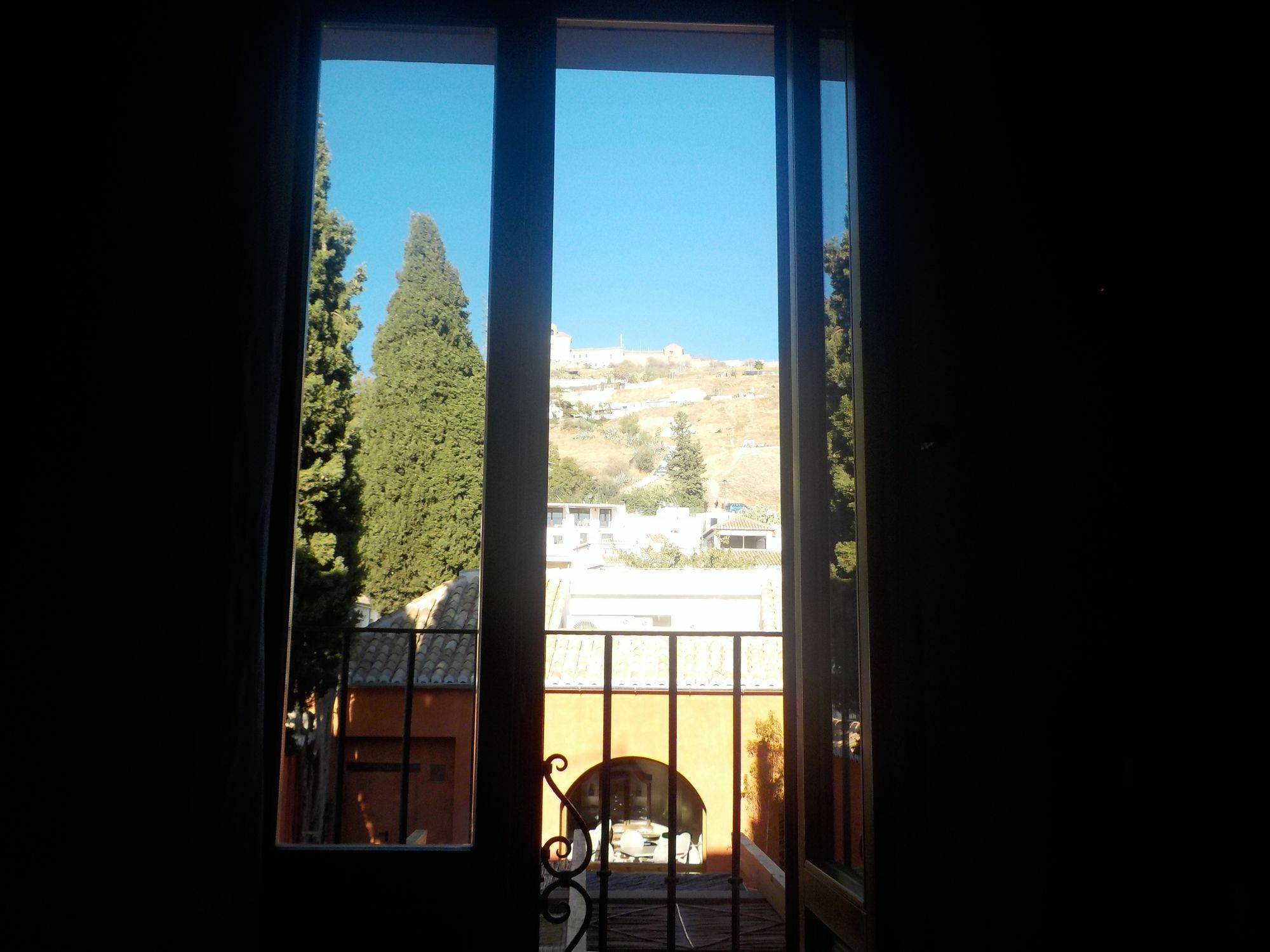Alojamiento Con Encanto La Luna En El Alba Granada Luaran gambar